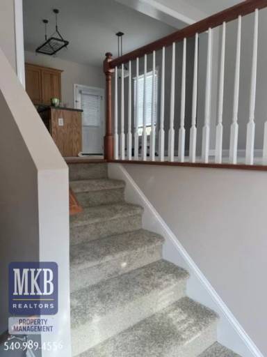 Main picture of 2810 King St NE