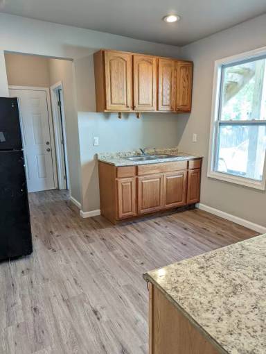 Main picture of 204 Central Ave