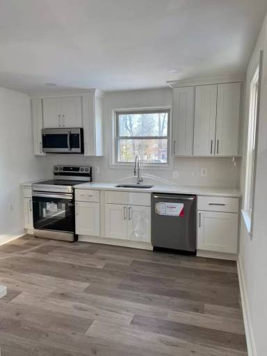 Main picture of 710 202nd St