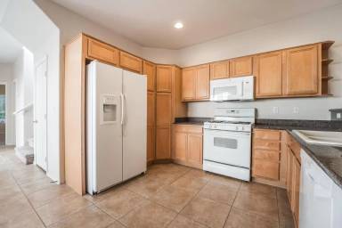 Main picture of 5989 Lamotte Ave