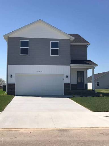 Main picture of 597 S Sarah Ave