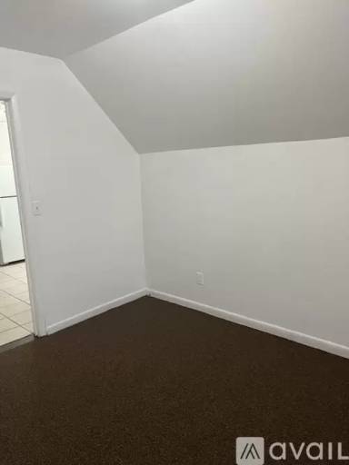 Main picture of 329 Madison Ave