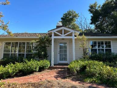 Main picture of 14971 Quito Rd