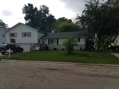 Main picture of 1004 Meadow St