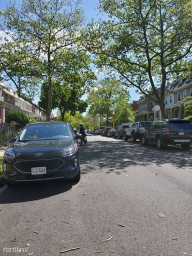 Main picture of 621 Quebec Pl NW