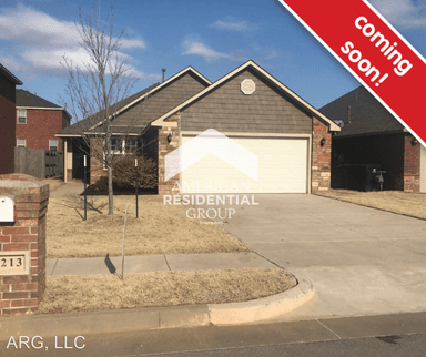 Main picture of 9213 NW 71st St