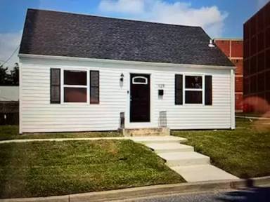 Main picture of 1928 Willow Spring Rd