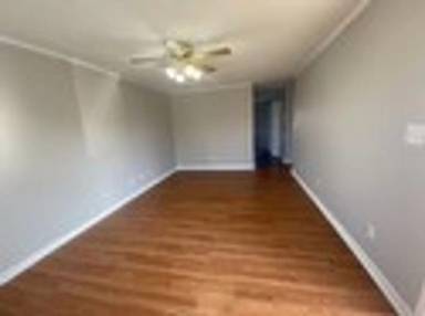 Main picture of 445 Cranklen Cir