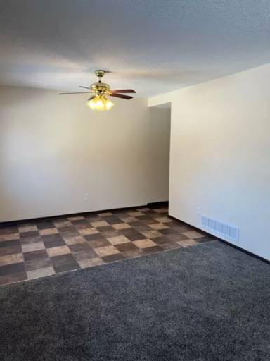Main picture of 3604 SE 11th St