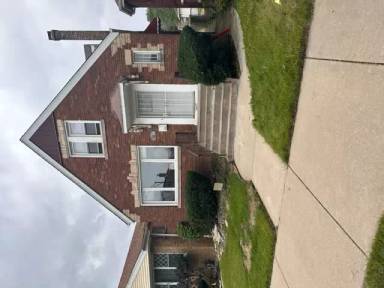 Main picture of 10608 S Prairie Ave