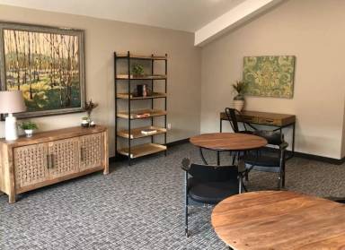Main picture of 915 Willems Way