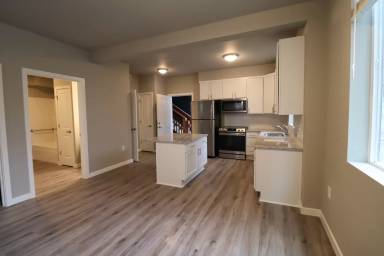 Main picture of 1244 Cora St SE