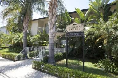 Main picture of 836 W Beach Ave
