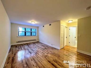 Main picture of 555 W Arlington Apartments