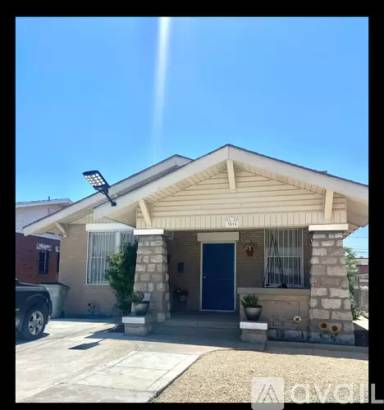 Main picture of 3516 Clifton Ave