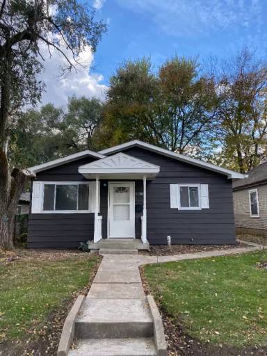 Main picture of 1130 N Pershing Ave