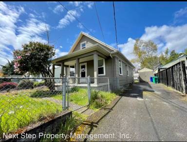 Main picture of 11121 SE 31st Ave