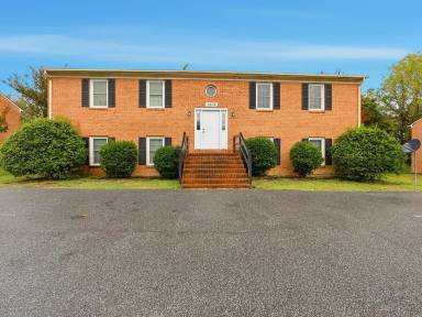 Main picture of 103 Daniel St
