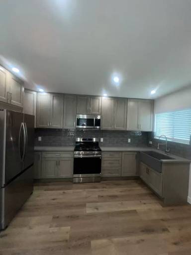 Main picture of 3543 Homeland Dr