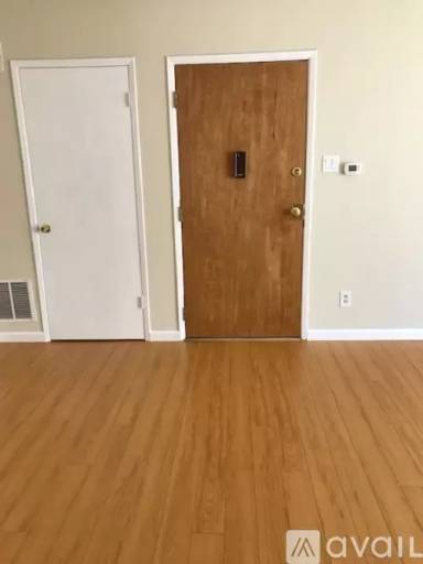 Main picture of 8616 Gregory Way