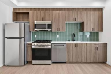 Main picture of 4080 32nd St