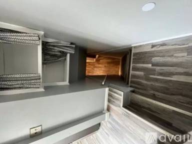 Main picture of 2881 Ellwood Ave