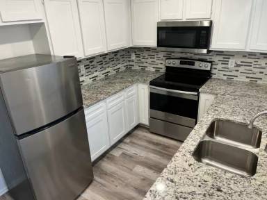 Main picture of 19 E Mountain Creek Ct