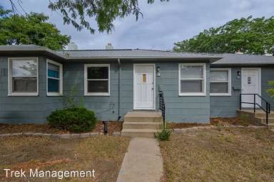 Main picture of 119 W Grant Ave