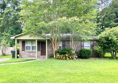 Main picture of 130 Red Cedar Dr