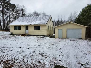 Main picture of 4887 Rice Lake Rd