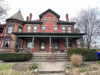 Main picture of 802 Hunter Ave