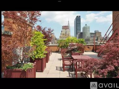 Main picture of Plaza West