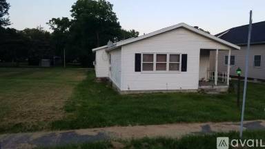 Main picture of 103 N Vine St