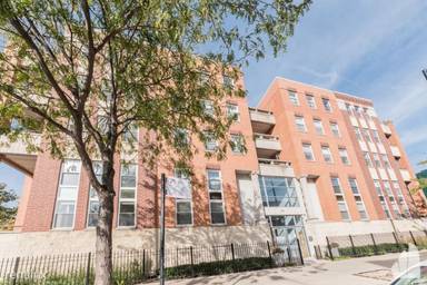 Main picture of 3550 W Montrose Ave