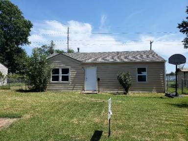 Main picture of 4626 S Hemlock Ave