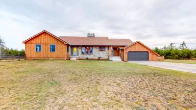 Main picture of 56320 County Road 581