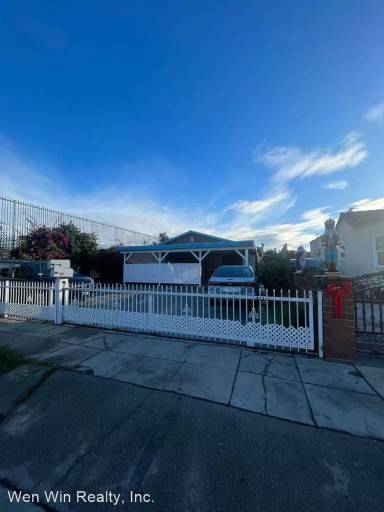 Main picture of 8462 Zamora Ave