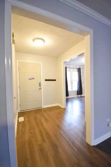 Main picture of 7371 Beaver Run Dr