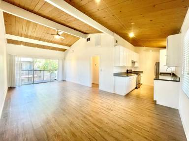 Main picture of 914 Mountain View Ave
