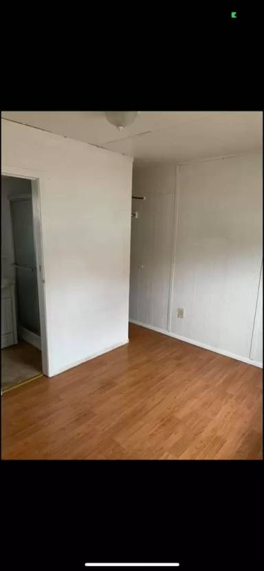 Main picture of 1922 N 10th St
