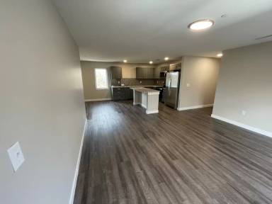 Main picture of 6 Stockyard Dr