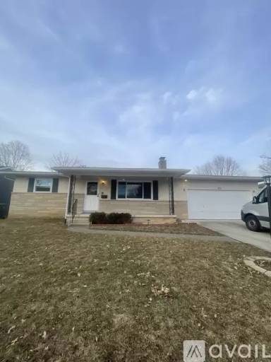 Main picture of 2832 Longfield Rd