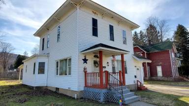 Main picture of 63 Jefferson St