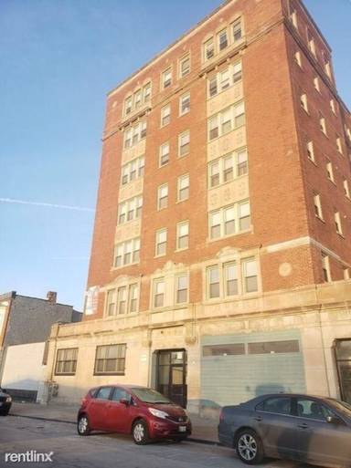 Main picture of 3004-3008 E Cheltenham Pl Apartments