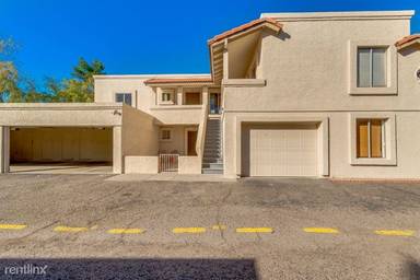 Main picture of 954 N Revere