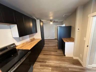 Main picture of 2107 E 6th Ave