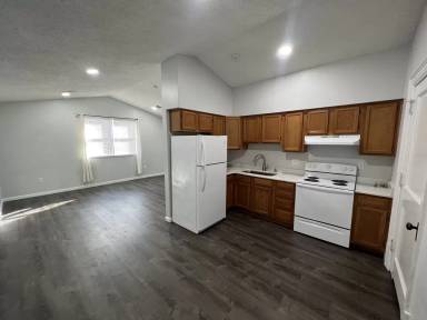 Main picture of 159 Bellman St