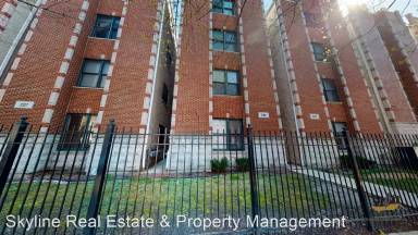 Main picture of 2329 W Harrison St