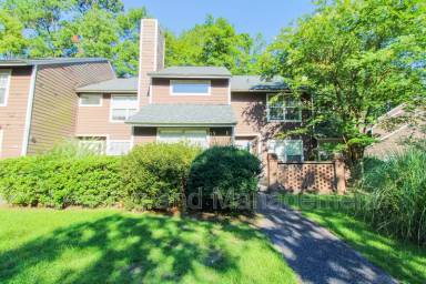 Main picture of 118 Luden Dr