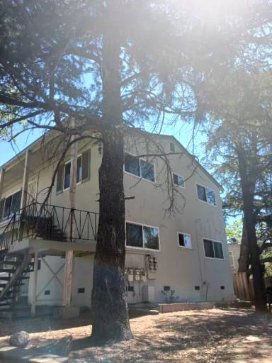 Main picture of 1412 Brown St